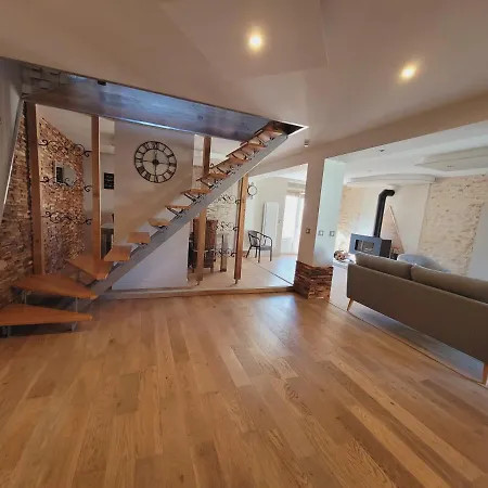 L'inattendu, Jolie Maison Briarde Avec Jacuzzi בית נופש