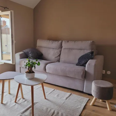 L'inattendu, Jolie Maison Briarde Avec Jacuzzi Chenoise